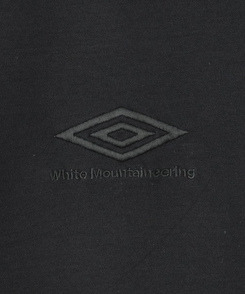 WHITE MOUNTAINEERING(ホワイトマウンテニアリング)の「WHITE MOUNTAINEERING WM×UMBRO OVERSIZED T-SHIRT WM2571519(Tシャツ/カットソー・メンズ・ホワイト/ブラック・M/L)」の6枚目の写真