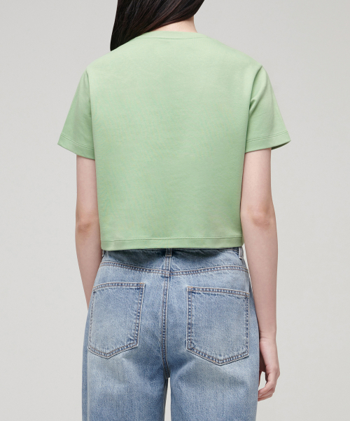 MUSINSA STANDARD WOMAN（ムシンサスタンダードウーマン）の「ウィメンズクルーネッククロップTシャツ[ライトグリーン]（Tシャツ/カットソー・レディース・その他・X-SMALL）」の2枚目の写真