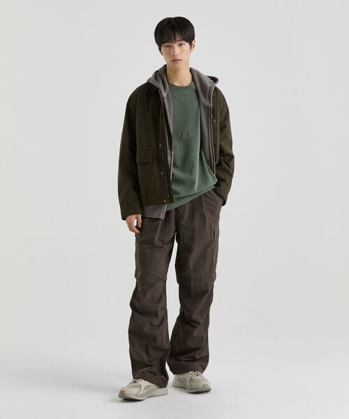 MUSINSA STANDARD（ムシンサスタンダード）の「ナイロンワンタックパラシュートカーゴパンツ[ブラウン]（スウェットパンツ・メンズ・その他・38/42/36/34/32/30/26/28）」の11枚目の写真