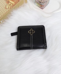 Vini（ヴィニ）の「メタルモチーフ付き コンパクト二つ折りウォレットケース（財布）」