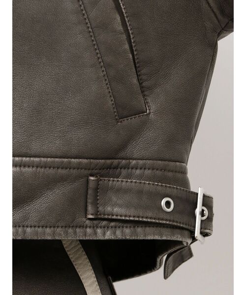 GYDA(ジェイダ)の「GGラインFake Leatherブルゾン(ブルゾン・レディース・ブラウン/アイボリー・FREE)」の19枚目の写真