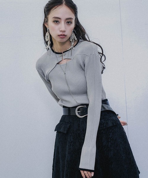 HARE(ハレ)の「チャイナパーツカットアウトニット(HARE)(ニット/セーター・レディース・グレー/ブラック/パープル/ブラック系その他・FREE)」の3枚目の写真