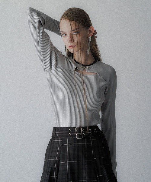 HARE(ハレ)の「チャイナパーツカットアウトニット(HARE)(ニット/セーター・レディース・グレー/ブラック/パープル/ブラック系その他・FREE)」の21枚目の写真