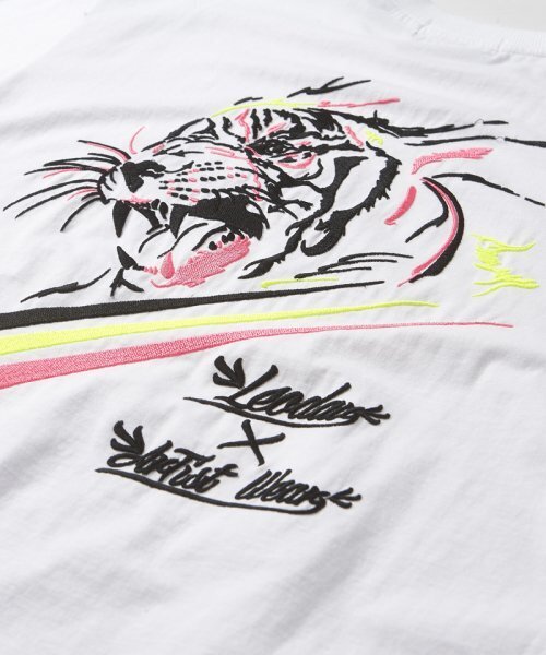 ARTISTWEAR（アーティストウェア）の「[ATW x レオダブ] タイガー刺繍オーバーサイズ半袖Tシャツ_WH（Tシャツ/カットソー・レディース・その他・XX-LARGE/LARGE/X-LARGE）」の3枚目の写真
