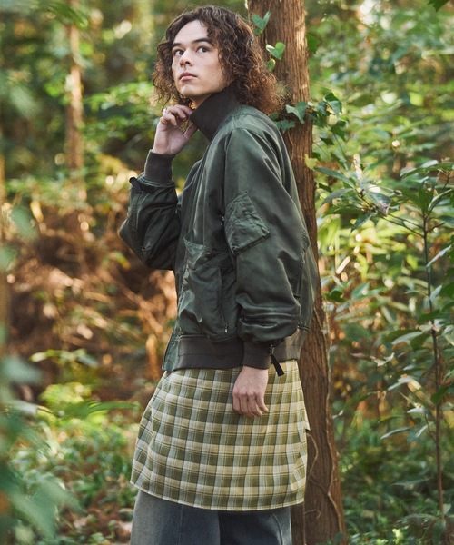 CASPER JOHN（キャスパージョン）の「Inkjet gimmick MA-1/インクジェットギミックMA-1（MA-1・メンズ・ブラック/ブルー/カーキ・MEDIUM/SMALL/X-SMALL/LARGE）」の16枚目の写真