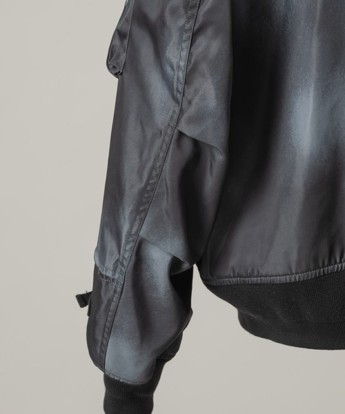 CASPER JOHN（キャスパージョン）の「Inkjet gimmick MA-1/インクジェットギミックMA-1（MA-1・メンズ・ブラック/ブルー/カーキ・MEDIUM/SMALL/X-SMALL/LARGE）」の5枚目の写真