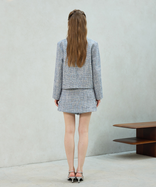 ARI(アリ)の「CHERISH TWEED SKIRT PANTS / SKY BLUE(スカート・レディース・スカイブルー・SMALL/MEDIUM)」の4枚目の写真