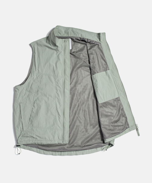 ESPIONAGE（エスピオナジ）の「PCU Level 7 Light Vest Sage（ベスト・メンズ・その他・MEDIUM/LARGE/X-LARGE）」の2枚目の写真