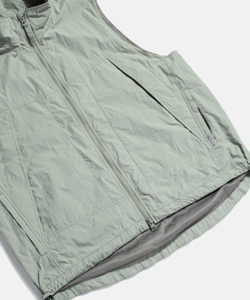 ESPIONAGE（エスピオナジ）の「PCU Level 7 Light Vest Sage（ベスト・メンズ・その他・MEDIUM/LARGE/X-LARGE）」の6枚目の写真
