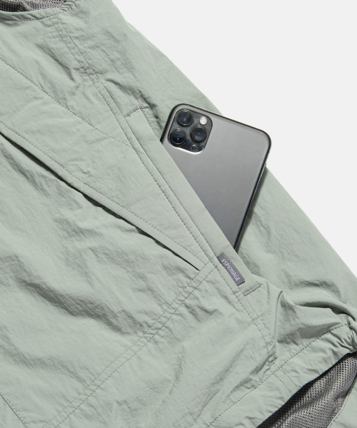 ESPIONAGE（エスピオナジ）の「PCU Level 7 Light Vest Sage（ベスト・メンズ・その他・MEDIUM/LARGE/X-LARGE）」の8枚目の写真