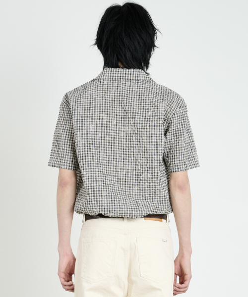 DUSTYWHITE(ダスティーホワイト)の「ブラックテクスチャーハーフスリーブシャツ(シャツ/ブラウス・メンズ・その他・MEDIUM/LARGE/X-LARGE)」の4枚目の写真