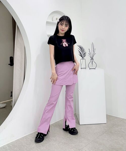 DAMISH（ダミシュ）の「バレエシューズリボンTシャツ_ホワイト（Tシャツ/カットソー・レディース・ホワイト・MEDIUM/SMALL）」の6枚目の写真