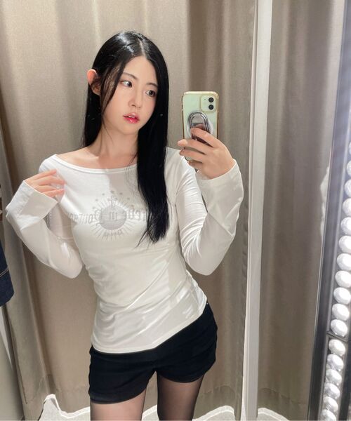 DAMISH(ダミシュ)の「ソブリンオブレタリングロングスリーブ_アイボリー(Tシャツ/カットソー・レディース・アイボリー・FREE)」の10枚目の写真
