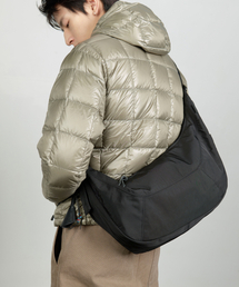 SSRL（シエスタ ロイヤル レーベル）の「Voyager Bag (Medium) / Black（メッセンジャーバッグ）」