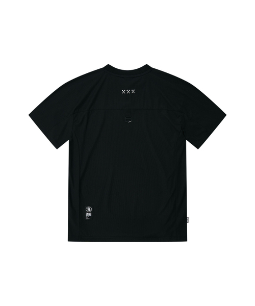 JAMIE WEST(ジェイミーウエスト)の「JWロゴパフォーマンスヘンリーネックカラティシャツ(ブラック)(Tシャツ/カットソー・レディース・その他・MEDIUM/LARGE/X-LARGE)」の6枚目の写真