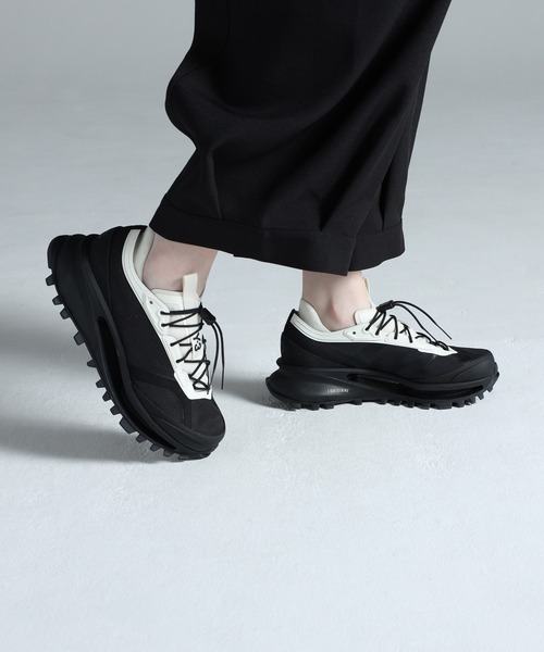 Y-3（ワイスリー）の「Y-3 S-GENDO TRAIL（スニーカー・メンズ・ブラック×ホワイト・22.5cm/23.5cm/25.5cm/26.0cm/26.5cm/27.0cm/27.5cm/28.0cm/28.5cm/24.0cm/24.5cm/23.0cm/29.0cm）」の3枚目の写真