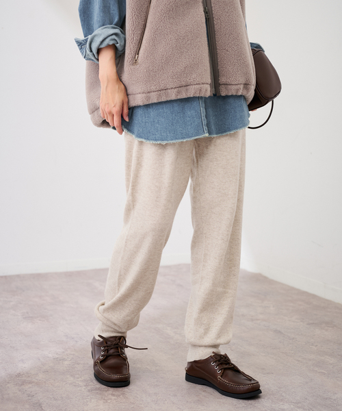 FRAMeWORK（フレームワーク）の「カシミヤ ニットパンツ（その他パンツ・レディース・イエロー/ベージュ/ライトグレー・FREE）」の2枚目の写真