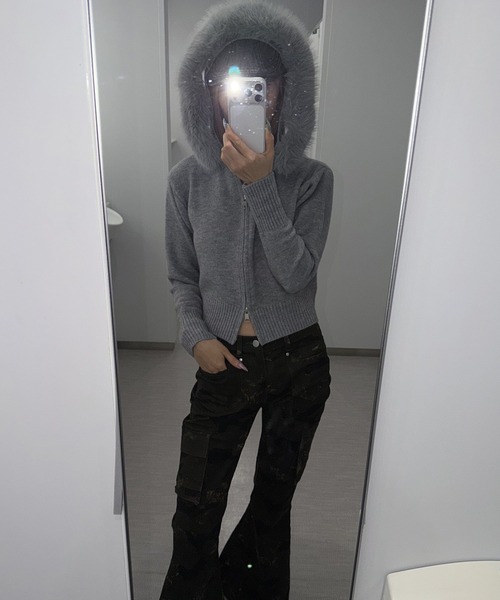 Judin（ジュディン）の「Embroidered fur knit hoodie【JD】（ニット/セーター・レディース・ホワイト/グレー/ベージュ・FREE）」の10枚目の写真