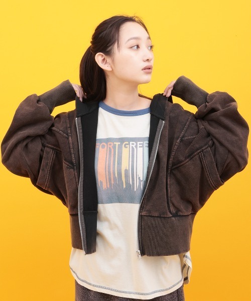 チチカカ（チチカカ）の「Orale! 裏毛ケミカル切替ジップパーカー（パーカー・レディース・ブラック/ブルー・FREE）」の2枚目の写真