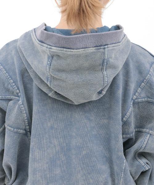 チチカカ（チチカカ）の「Orale! 裏毛ケミカル切替ジップパーカー（パーカー・レディース・ブラック/ブルー・FREE）」の11枚目の写真