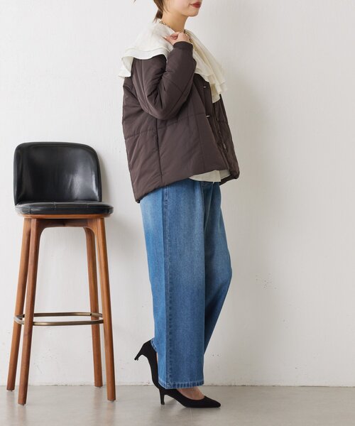 Jena espace merveilleux（ジェナ　エスパスメルヴェイユ）の「【軽量】キルティングラインジャケット（ノーカラージャケット・レディース・アイボリー/ブラウン・FREE）」の17枚目の写真