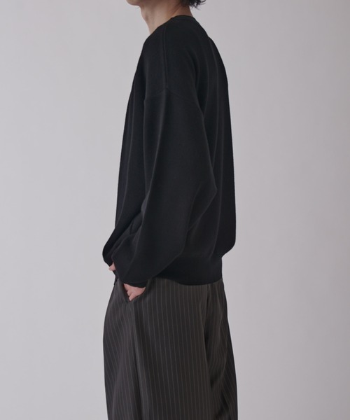 Lui's（ルイス）の「レイヤードヘンリー（ニット/セーター・メンズ・ネイビー/グレー/ブラック・M/S）」の11枚目の写真