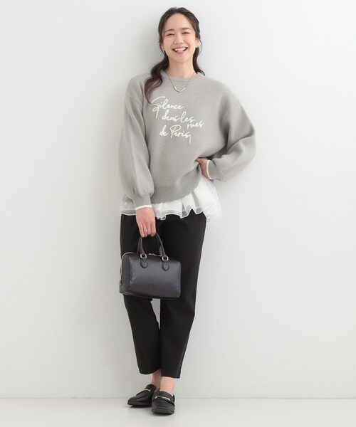 SHOO・LA・RUE(シューラルー)の「【洗濯機可/S-LL】裾スカラップが差がつく コード刺繍ロゴニット(ニット/セーター・レディース・ネイビー系4/グレー系4/アイボリー系4・02/01/04/03)」の14枚目の写真