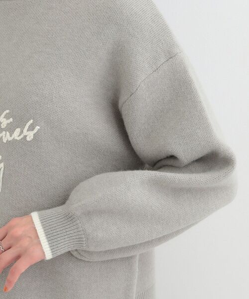 SHOO・LA・RUE(シューラルー)の「【洗濯機可/S-LL】裾スカラップが差がつく コード刺繍ロゴニット(ニット/セーター・レディース・ネイビー系4/グレー系4/アイボリー系4・02/01/04/03)」の20枚目の写真