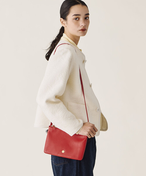 ORCIVAL（オーシバル）の「ORCIVAL | ナッパレザー ジップポーチショルダーバッグ UNISEX（ショルダーバッグ・レディース・ブラウン系その他2/ブラック/レッド・-）」の22枚目の写真