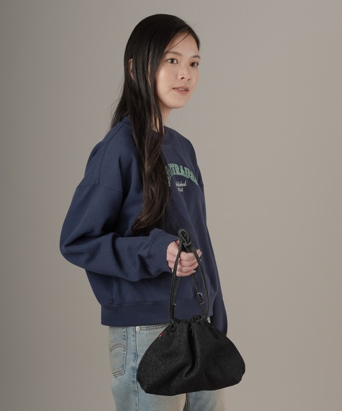 Levi's(リーバイス)の「Levi's/リーバイス イザベル クロスボディバッグ(ボディバッグ/ウエストポーチ・レディース・ブラック・OS)」の3枚目の写真