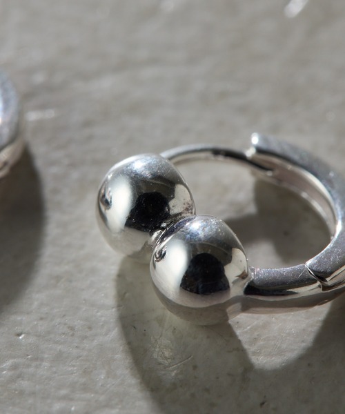 COLLAGE GALLARDAGALANTE（コラージュガリャルダガランテ）の「Sivelle./Silver925ボールフープピアス（ピアス（両耳用）・レディース・シルバー・FREE）」の4枚目の写真