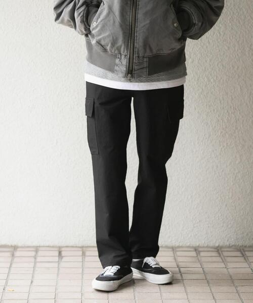 ITEMS URBANRESEARCH（アイテムズ アーバンリサーチ）の「Light & Heat カーゴパンツ（その他パンツ・メンズ・ブラック/チャコールグレー・MEDIUM/LARGE）」の12枚目の写真