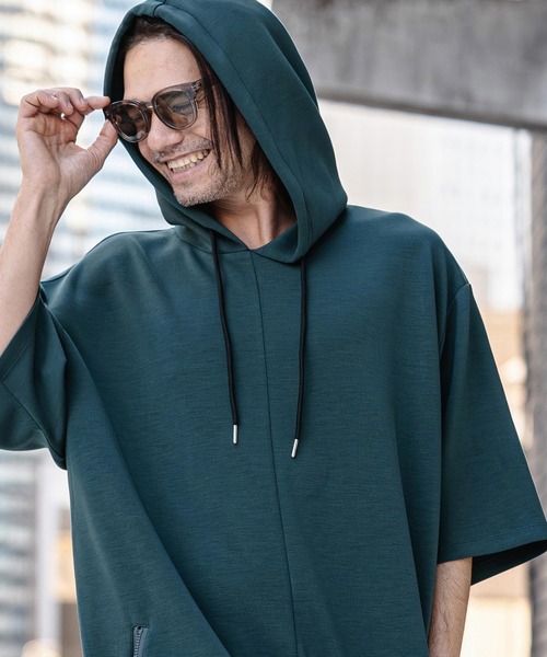 CAMBIO(カンビオ)の「mpa4039-Lyocell Blend Lightweight Cardboard Knit Short Sleeve Zip Parka 半袖パーカー(S65426cmb)(パーカー・メンズ・ブラック/ダークブルー/チャコール/キナリ・S/M/L)」の17枚目の写真