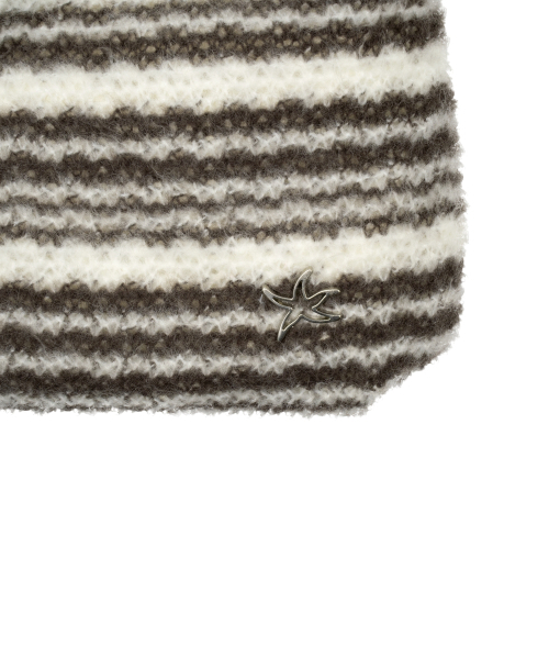 THECOLDESTMOMENT（ザコールデストモーメント）の「TCM stripe knit mini bag (brown)（メッセンジャーバッグ・レディース・その他・ONE SIZE）」の4枚目の写真