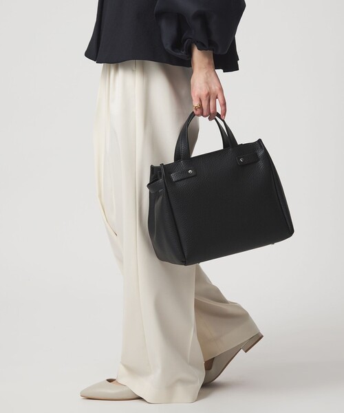 green label relaxing（グリーンレーベルリラクシング）の「サイドベルト パーテーション トートバッグ（トートバッグ・レディース・モカ/ブラック・FREE）」の16枚目の写真