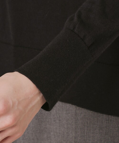 MACKINTOSH LONDON(マッキントッシュ ロンドン)の「【SUPER FINE LAB.】メルテッドサウラコットンタートルネックプルオーバー(ニット/セーター・レディース・オフホワイト/グレー系その他2/ブラック/チャコールグレー・38)」の12枚目の写真