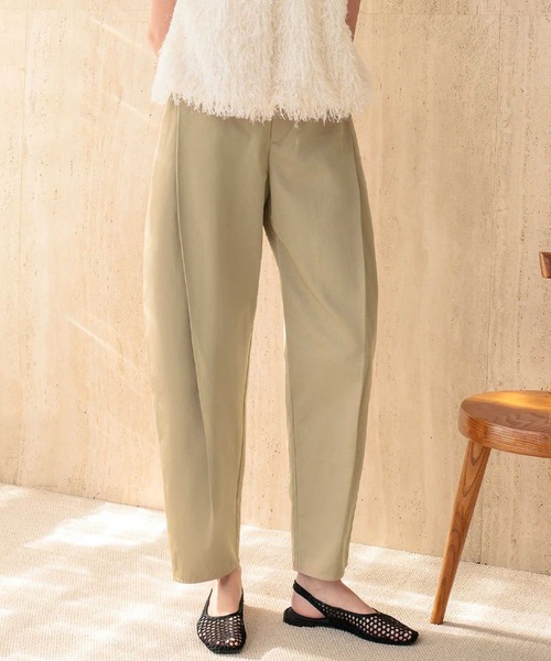 ELFRANK（エルフランク）の「【2026SS】ボックスプリーツ カーブパンツ ワイドパンツ《着用動画あり》（その他パンツ・レディース・ベージュ/チャコールグレー・L/M/S）」の8枚目の写真