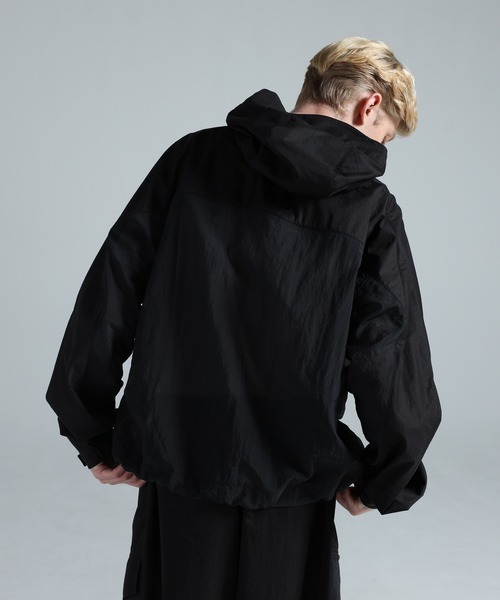 Y-3（ワイスリー）の「Y-3 HOODED UTILITY JACKET（ブルゾン・メンズ・ブラック・SMALL/MEDIUM/LARGE/X-LARGE/X-SMALL）」の3枚目の写真