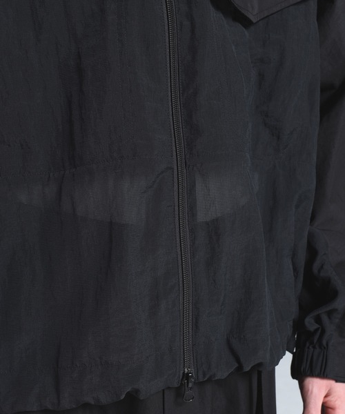 Y-3（ワイスリー）の「Y-3 HOODED UTILITY JACKET（ブルゾン・メンズ・ブラック・SMALL/MEDIUM/LARGE/X-LARGE/X-SMALL）」の5枚目の写真