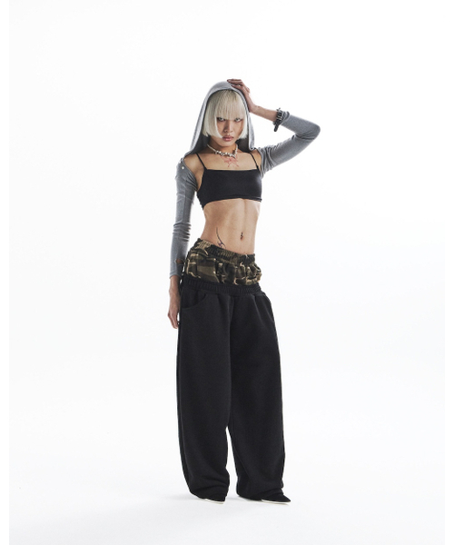 KAIYA(カイヤ)の「sheena camo layered pants - gray(スウェットパンツ・レディース・その他・FREE)」の1枚目の写真