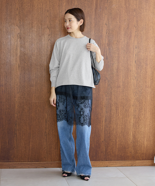 IENA（イエナ）の「《新色あり/追加4》LEVITAコットンプルオーバー（ニット/セーター・レディース・アイボリー/ライトグレー/ブラウン/ラベンダー・FREE）」の16枚目の写真