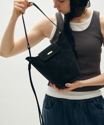 plate flap shoulder bag / プレート付きフラップショルダーバッグ