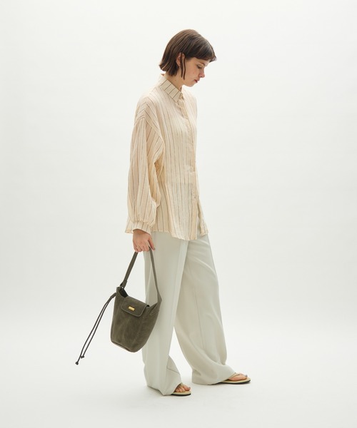 full/fill.（フルフィル）の「plate flap shoulder bag / プレート付きフラップショルダーバッグ（ショルダーバッグ・レディース・ブラック/グレー・FREE）」の11枚目の写真