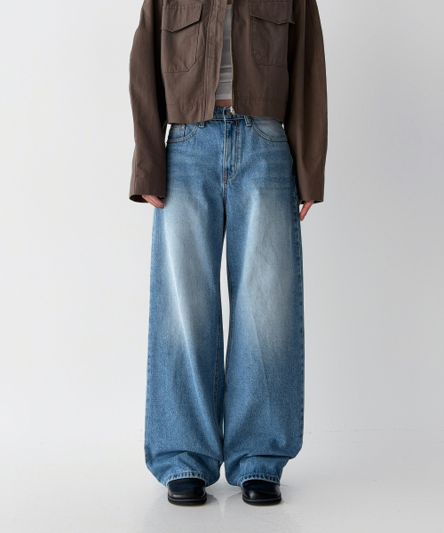 BUTTON UP(ボタンアップ)の「クラシックブルーワイドデニムパンツ(デニムパンツ・レディース・その他・SMALL/MEDIUM/LARGE)」の1枚目の写真