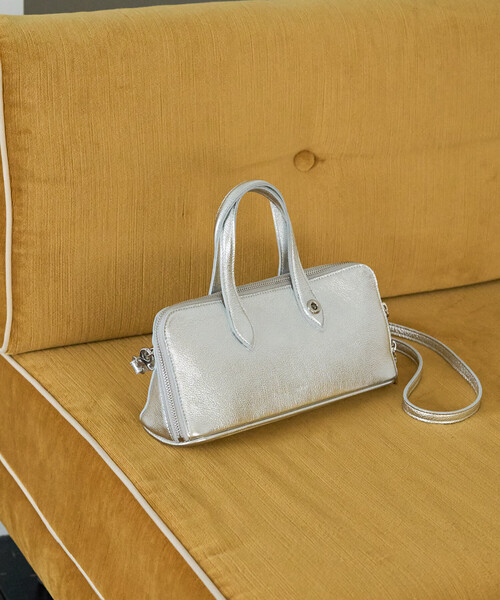 FREAK'S STORE(フリークスストア)の「限定展開 BEAURE LUNEA/ビュレルネア <本革>レザー ワイド ファスナー ショルダーバッグ(ショルダーバッグ・レディース・ブラック/シルバー/ベージュ・ONE SIZE)」の21枚目の写真