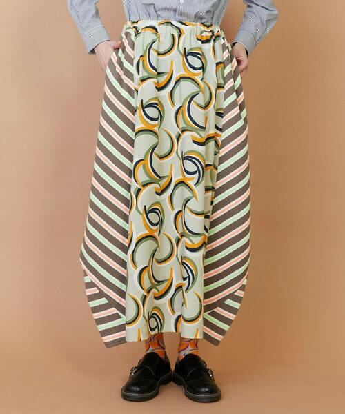 FRAPBOIS(フラボア)の「ウォーターサーフェス スカート(スカート・レディース・チャコールグレー/ベージュ・1/0)」の2枚目の写真