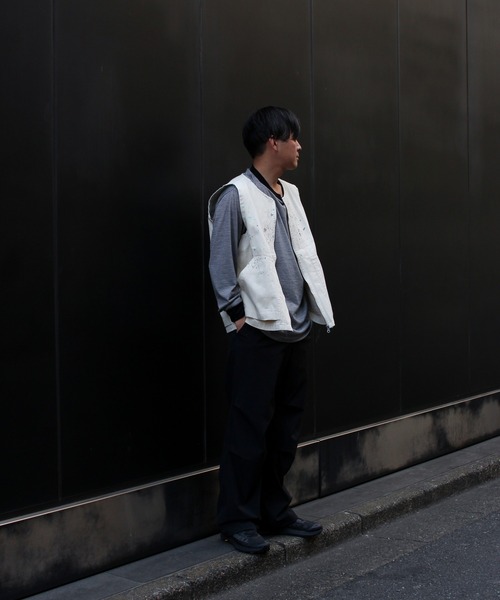 Snow Peak(スノーピーク)の「Snow Peak / Sulfur Dyed Fade Painted Vest フェードペイントベスト(ベスト・メンズ・ホワイト/チャコール・S/M/L/XL)」の4枚目の写真