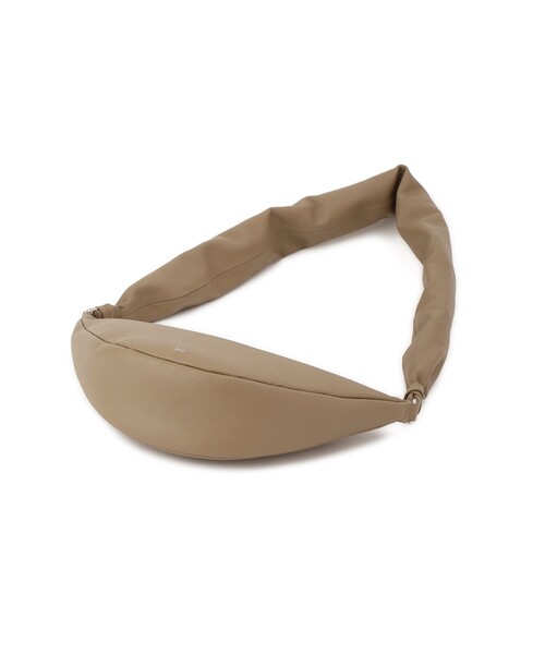 ADAM ET ROPE'（アダムエロペ）の「【PFT】Tori Long Shoulder Bag（ショルダーバッグ・レディース・ブラック/ベージュ・FREE）」の18枚目の写真