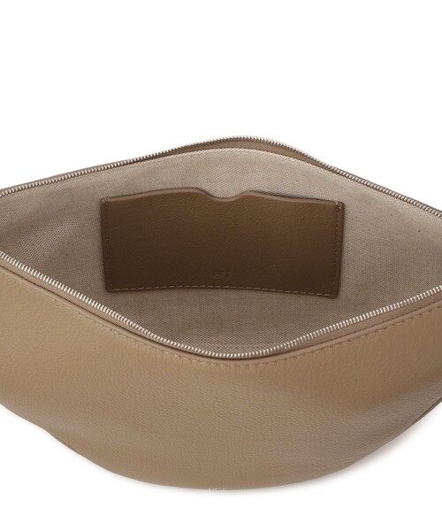 ADAM ET ROPE'（アダムエロペ）の「【PFT】Tori Long Shoulder Bag（ショルダーバッグ・レディース・ブラック/ベージュ・FREE）」の20枚目の写真