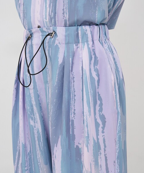 NOMINE(ノミネ)の「【セットアップ対応】ペイント柄 ドロストコード タックパンツ(その他パンツ・レディース・ブラウン/グリーン/ピンク・M/S)」の13枚目の写真